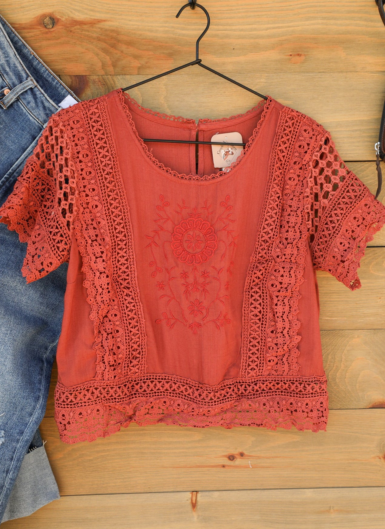 Shelby Top-Shirts-Crooked Horn Company, Online Women's Fashion Boutique in San Tan Valley, Arizona 85140