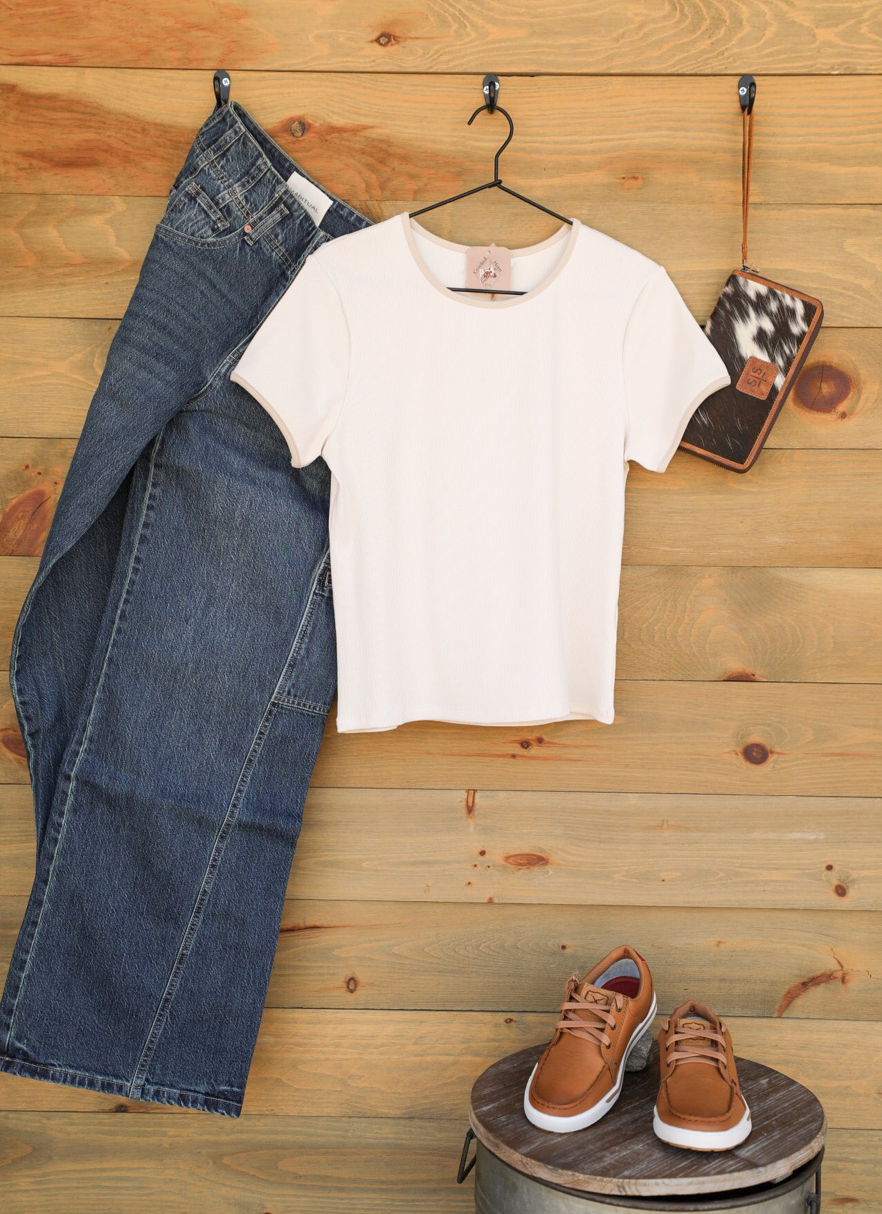 Asami Top-Shirts-Crooked Horn Company, Online Women's Fashion Boutique in San Tan Valley, Arizona 85140