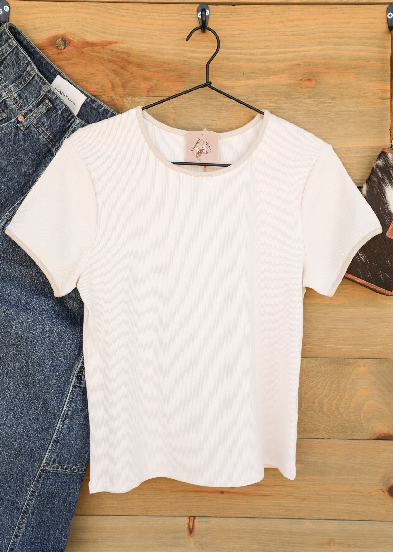 Asami Top-Shirts-Crooked Horn Company, Online Women's Fashion Boutique in San Tan Valley, Arizona 85140