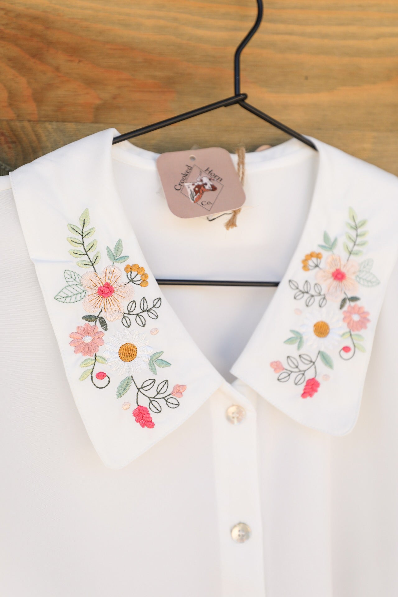 Upton Top-Shirts-Crooked Horn Company, Online Women's Fashion Boutique in San Tan Valley, Arizona 85140