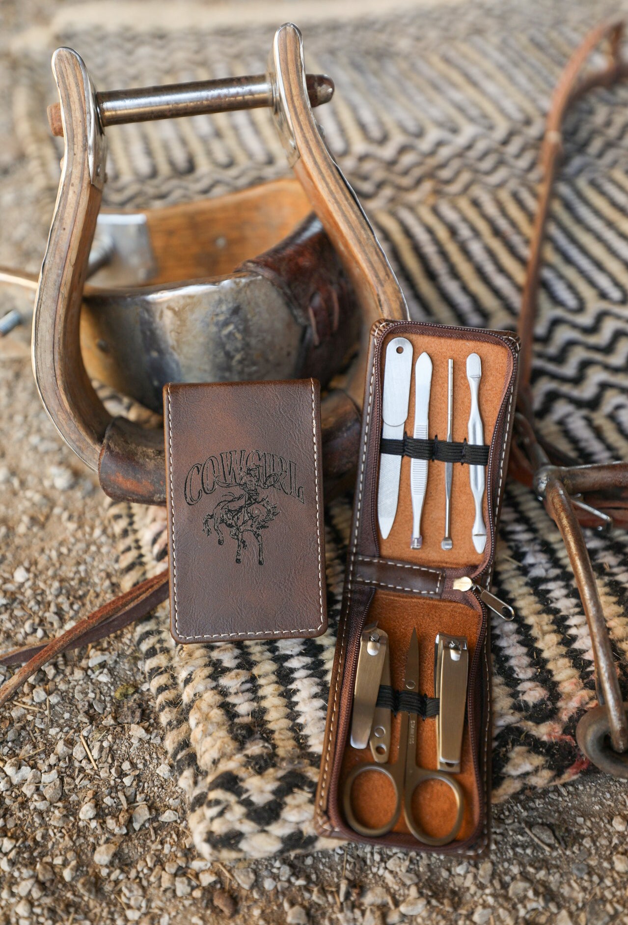 Menno Manicure Set-Crooked Horn Company, Online Women's Fashion Boutique in San Tan Valley, Arizona 85140