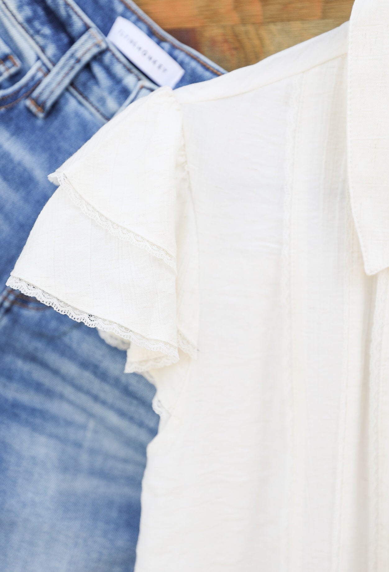 Scotland Top-Shirts-Crooked Horn Company, Online Women's Fashion Boutique in San Tan Valley, Arizona 85140