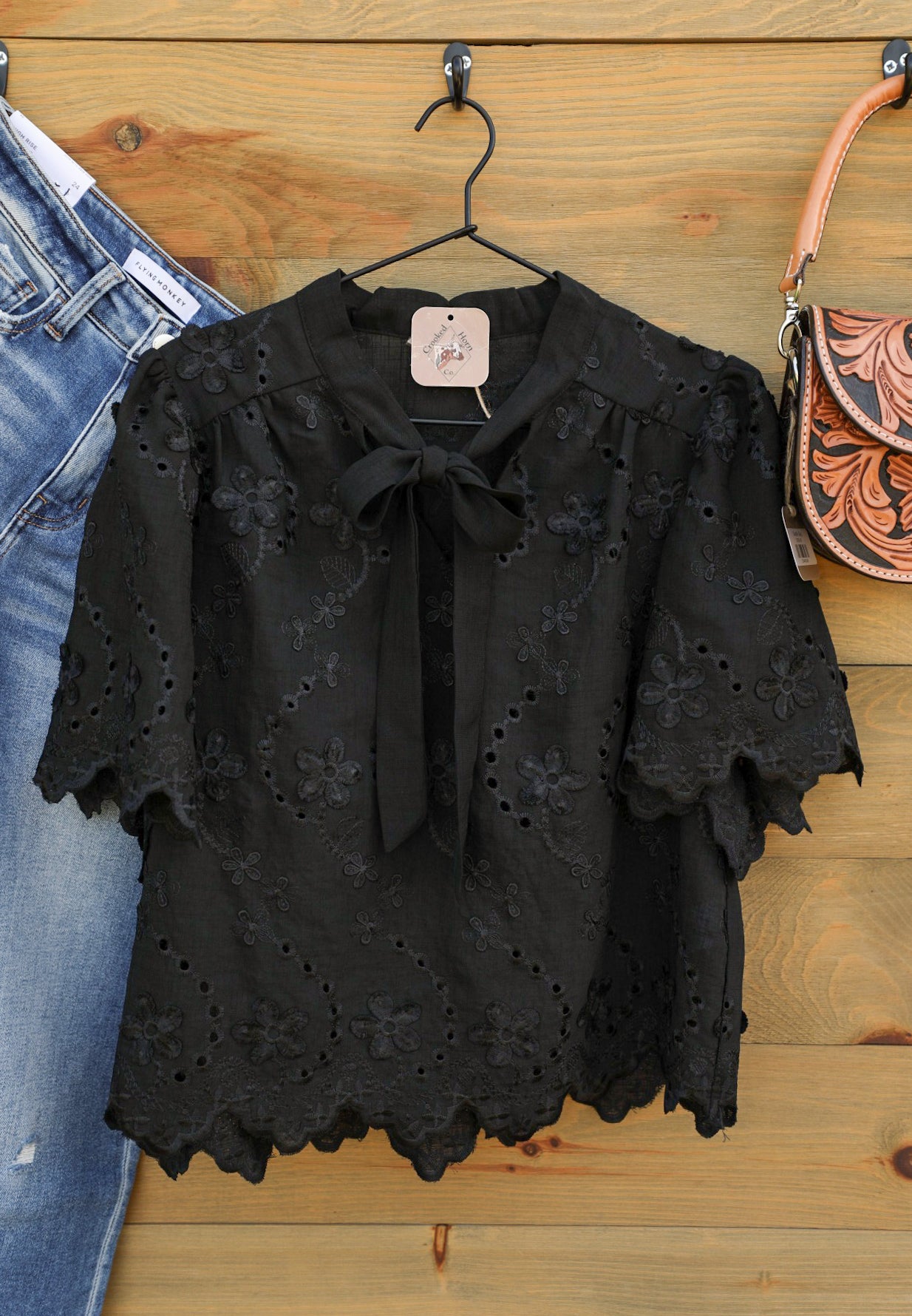 Colton Top-Crooked Horn Company, Online Women's Fashion Boutique in San Tan Valley, Arizona 85140