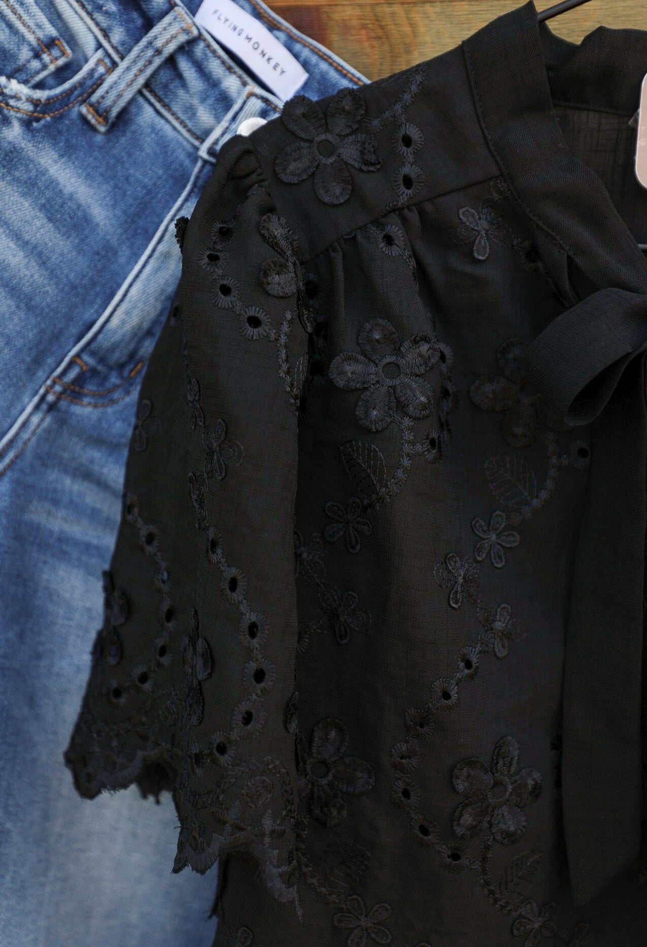 Colton Top-Crooked Horn Company, Online Women's Fashion Boutique in San Tan Valley, Arizona 85140