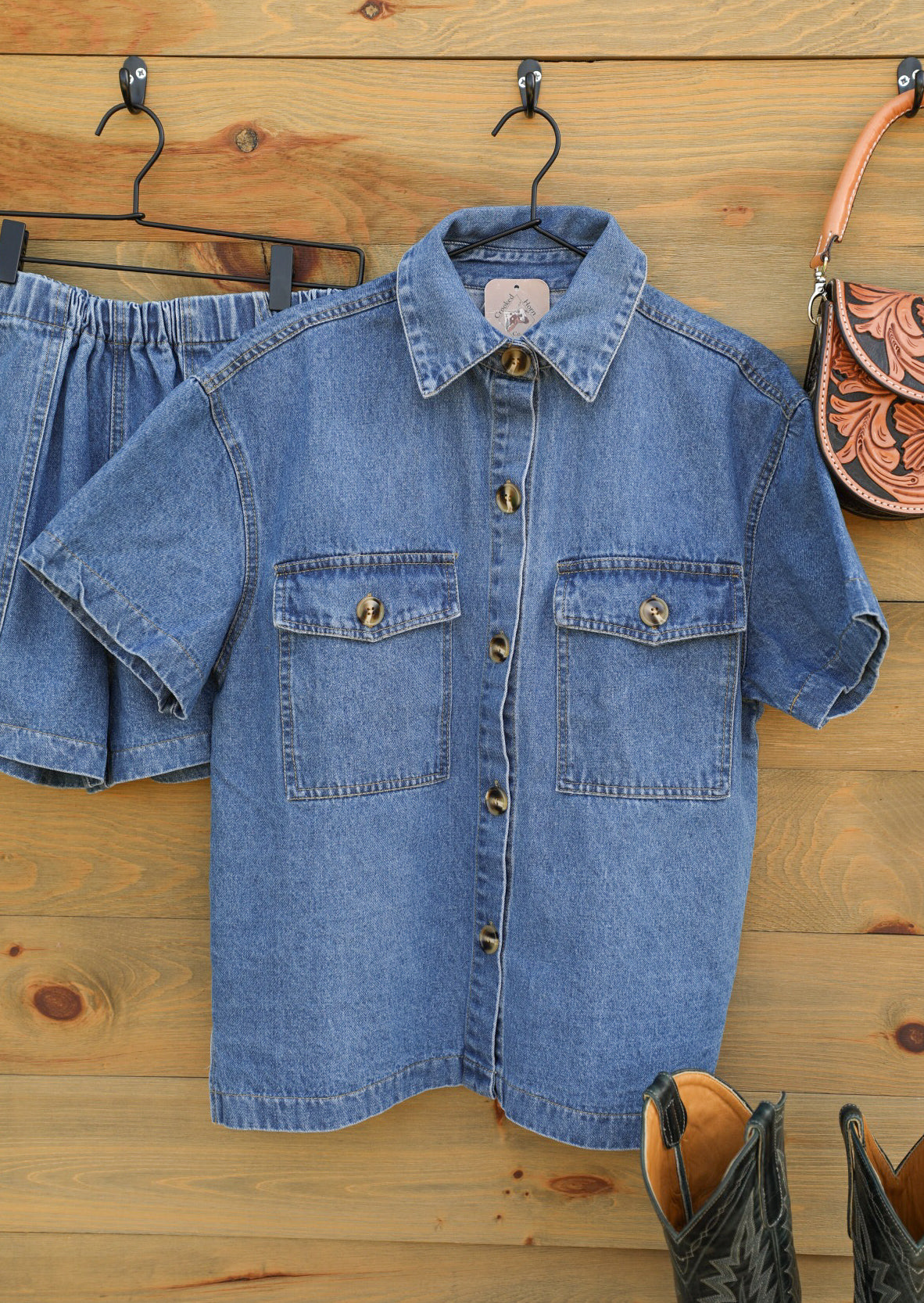 Butler Short Set-Crooked Horn Company, Online Women's Fashion Boutique in San Tan Valley, Arizona 85140