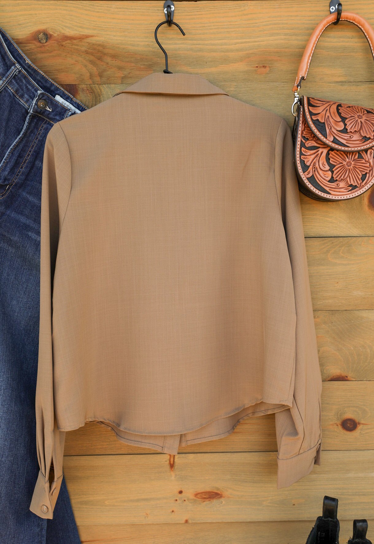 Colman Top-Crooked Horn Company, Online Women's Fashion Boutique in San Tan Valley, Arizona 85140