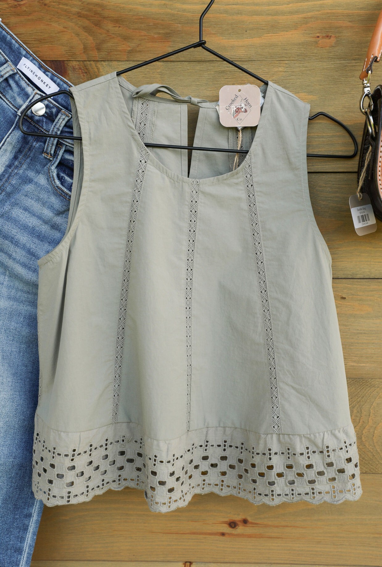 Preston Top-Shirts-Crooked Horn Company, Online Women's Fashion Boutique in San Tan Valley, Arizona 85140