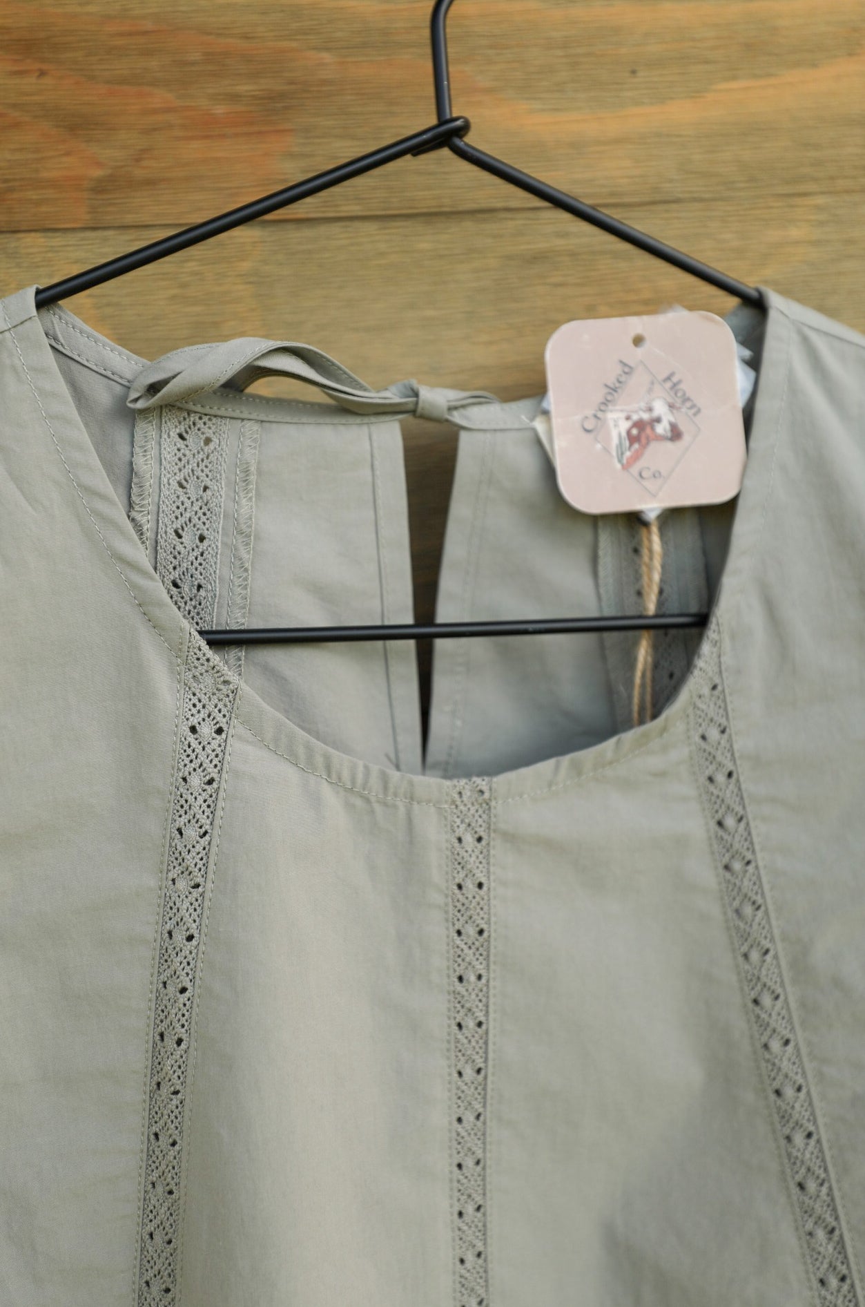 Preston Top-Crooked Horn Company, Online Women's Fashion Boutique in San Tan Valley, Arizona 85140