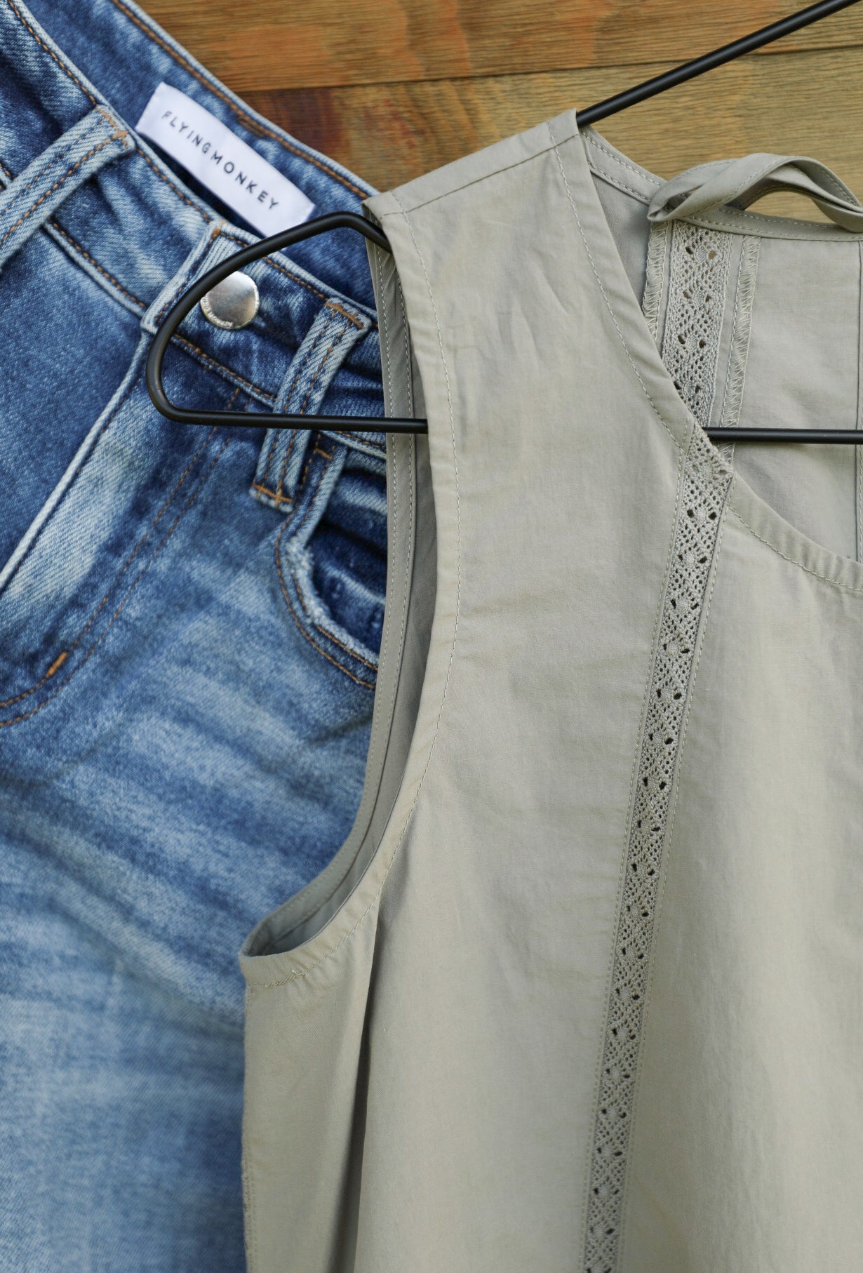 Preston Top-Shirts-Crooked Horn Company, Online Women's Fashion Boutique in San Tan Valley, Arizona 85140