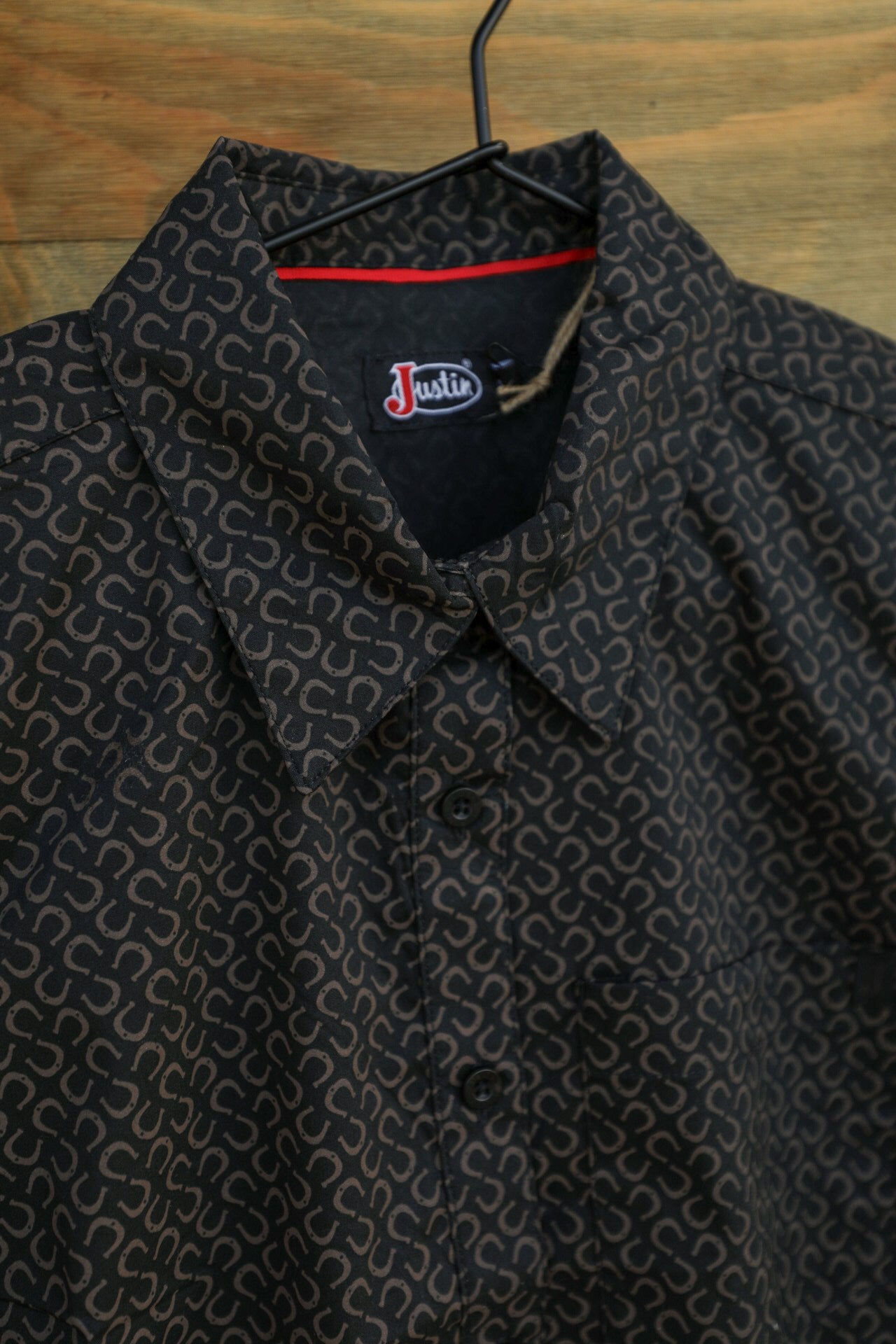 Black Horseshoe Top-Shirts-Crooked Horn Company, Online Women's Fashion Boutique in San Tan Valley, Arizona 85140