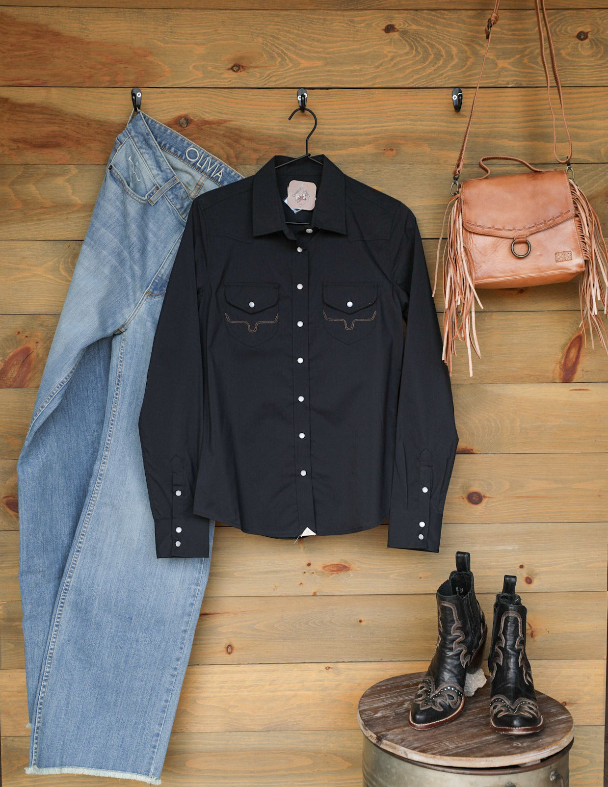 Skeeter Top-Shirts-Crooked Horn Company, Online Women's Fashion Boutique in San Tan Valley, Arizona 85140