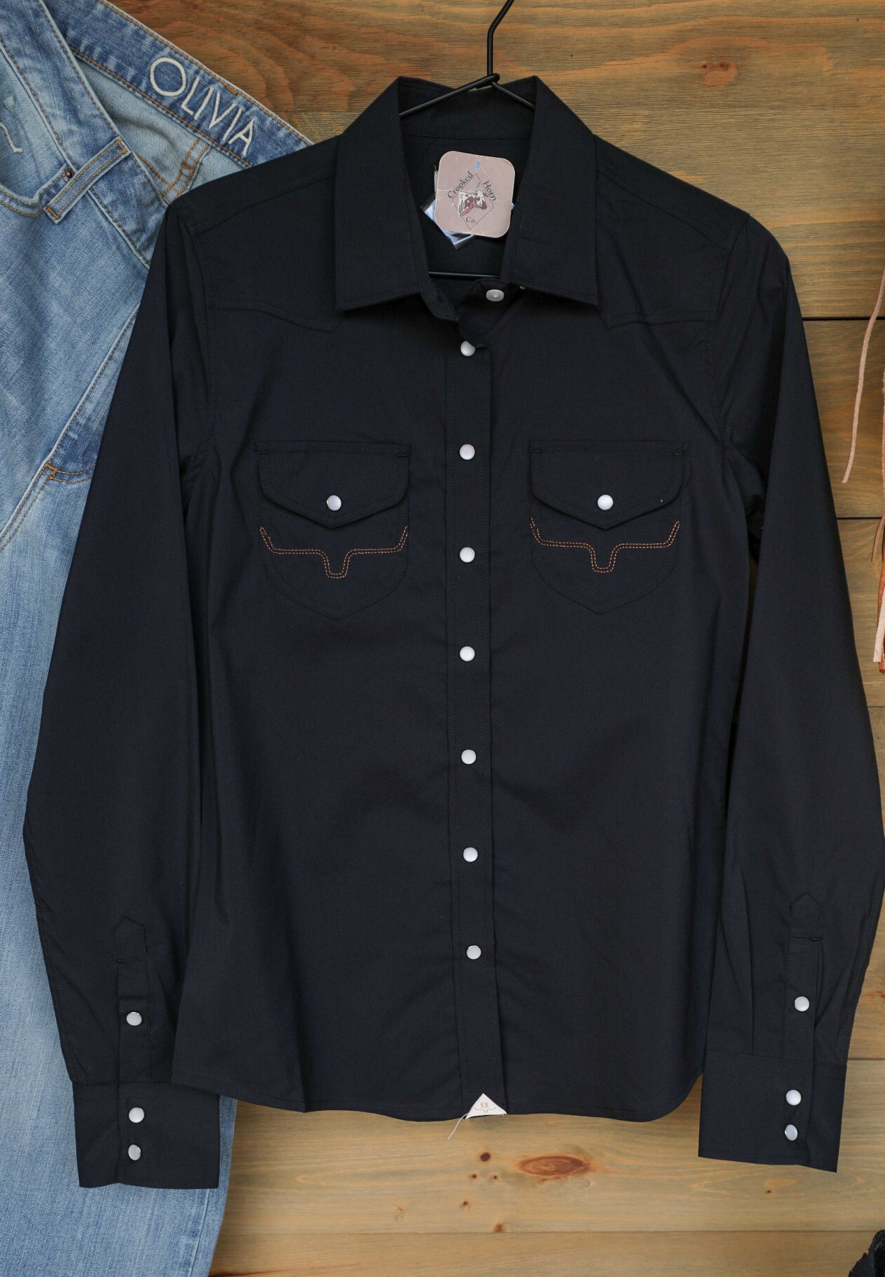 Skeeter Top-Shirts-Crooked Horn Company, Online Women's Fashion Boutique in San Tan Valley, Arizona 85140