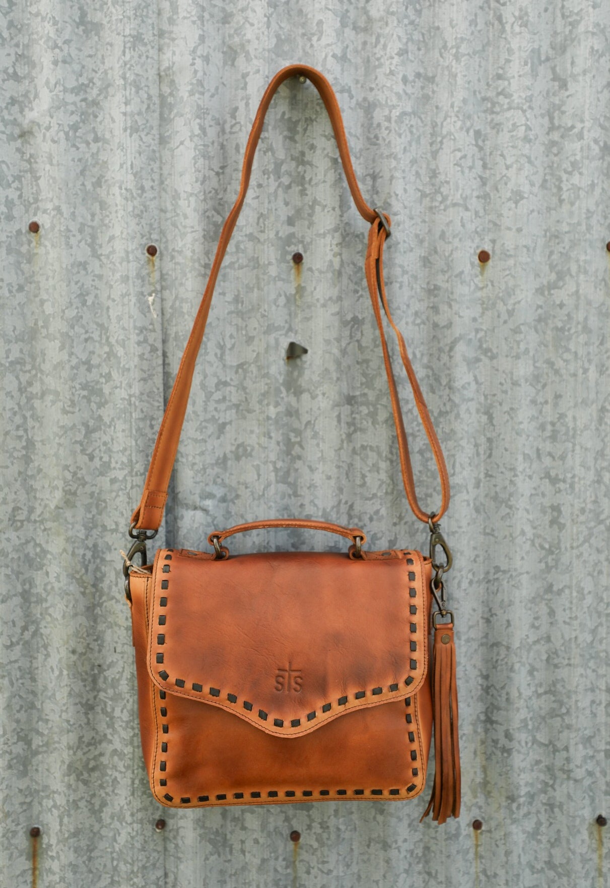 Bandera Dakota Crossbody-Purses/Bags-Crooked Horn Company, Online Women's Fashion Boutique in San Tan Valley, Arizona 85140