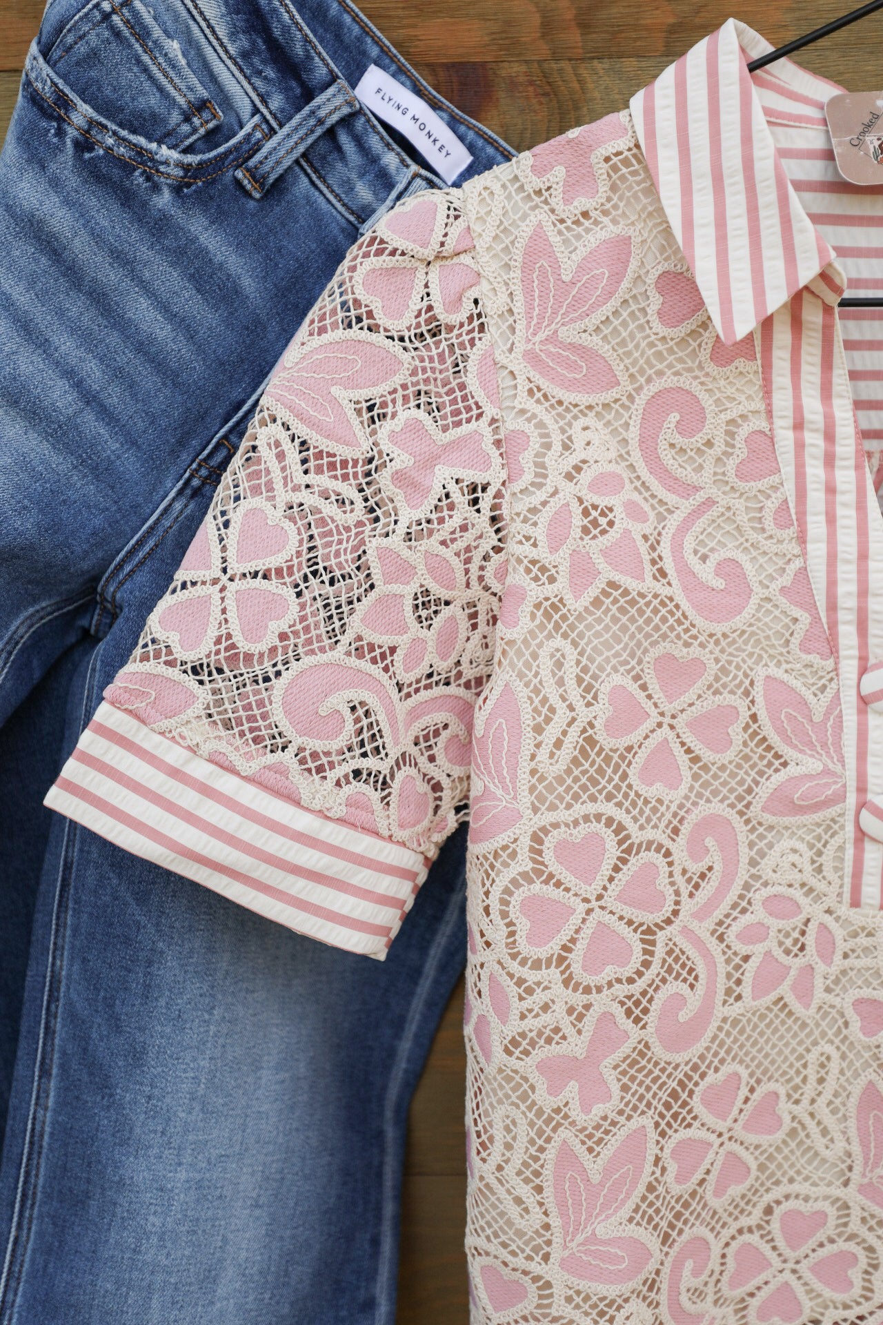 Wilmot Top-Shirts-Crooked Horn Company, Online Women's Fashion Boutique in San Tan Valley, Arizona 85140