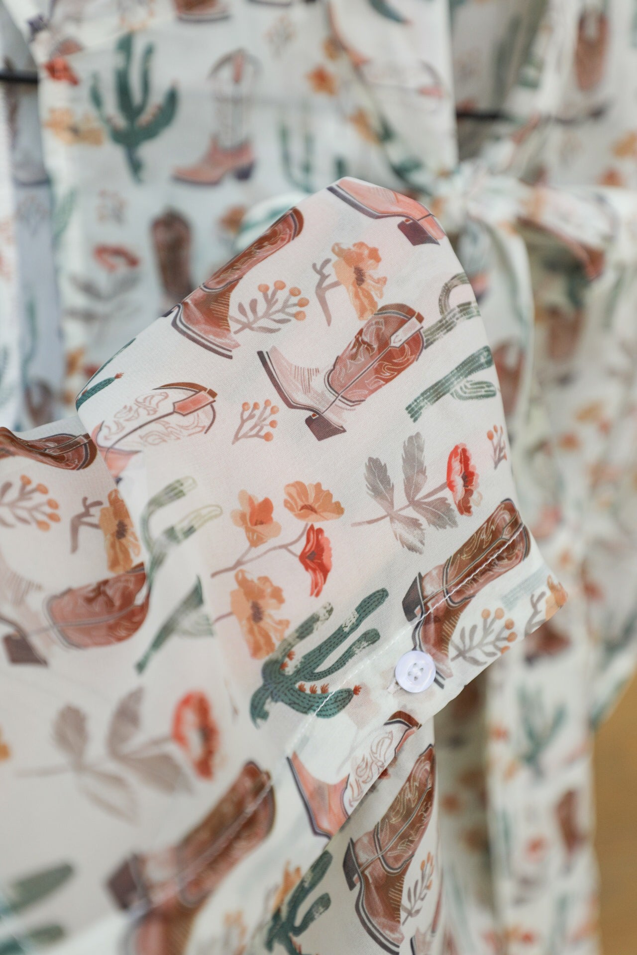 Emery Top-Shirts-Crooked Horn Company, Online Women's Fashion Boutique in San Tan Valley, Arizona 85140
