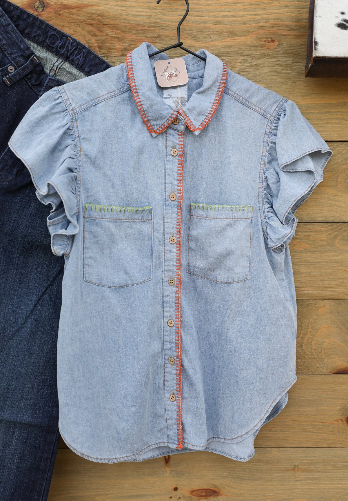 Herreid Top-Shirts-Crooked Horn Company, Online Women's Fashion Boutique in San Tan Valley, Arizona 85140