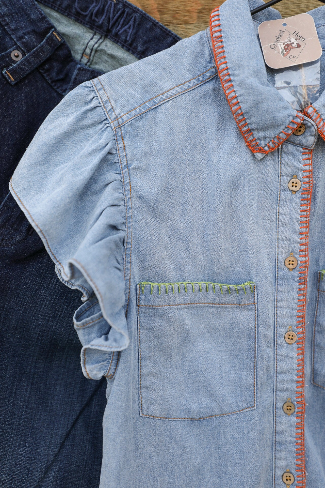 Herreid Top-Shirts-Crooked Horn Company, Online Women's Fashion Boutique in San Tan Valley, Arizona 85140