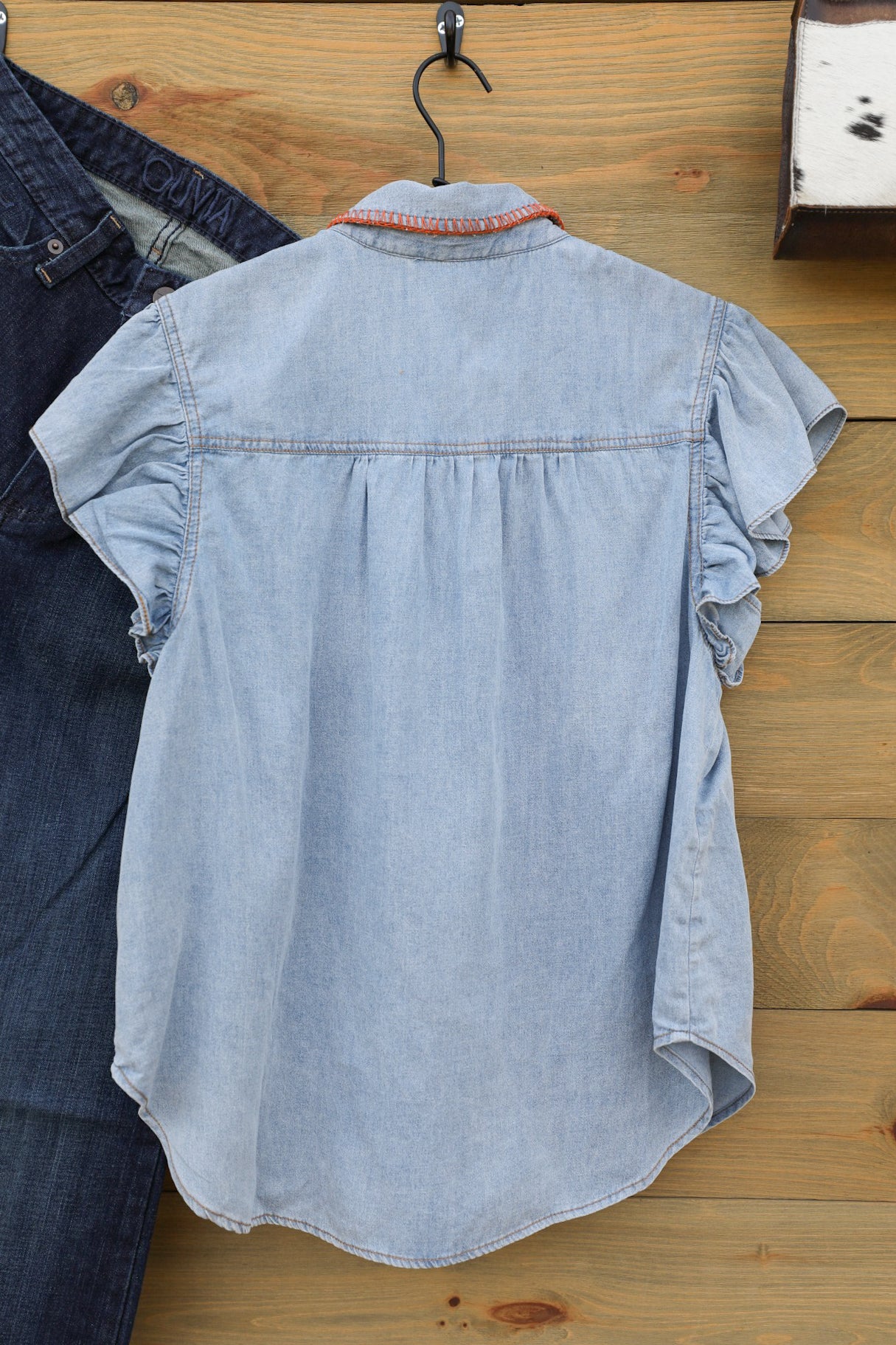 Herreid Top-Shirts-Crooked Horn Company, Online Women's Fashion Boutique in San Tan Valley, Arizona 85140