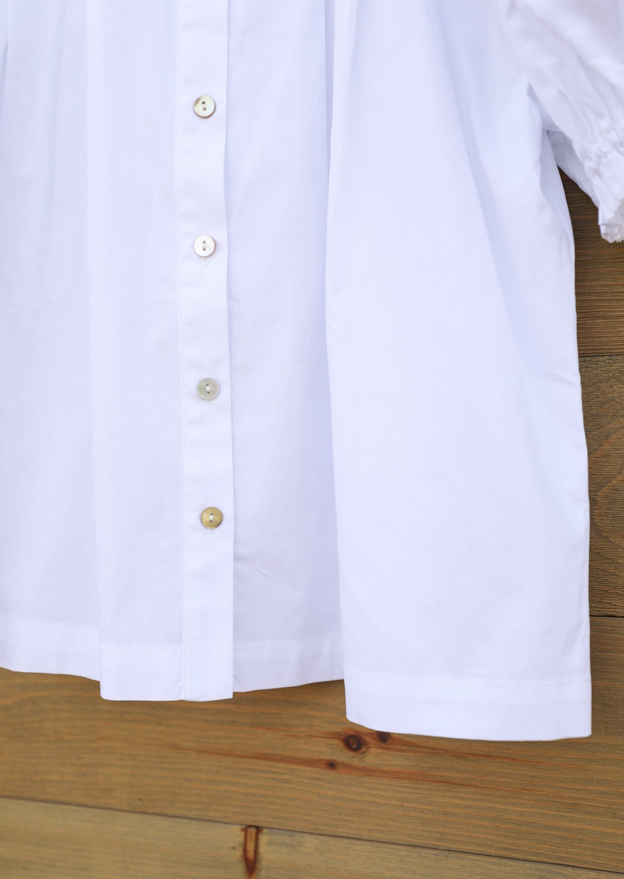 White River Top-Shirts-Crooked Horn Company, Online Women's Fashion Boutique in San Tan Valley, Arizona 85140