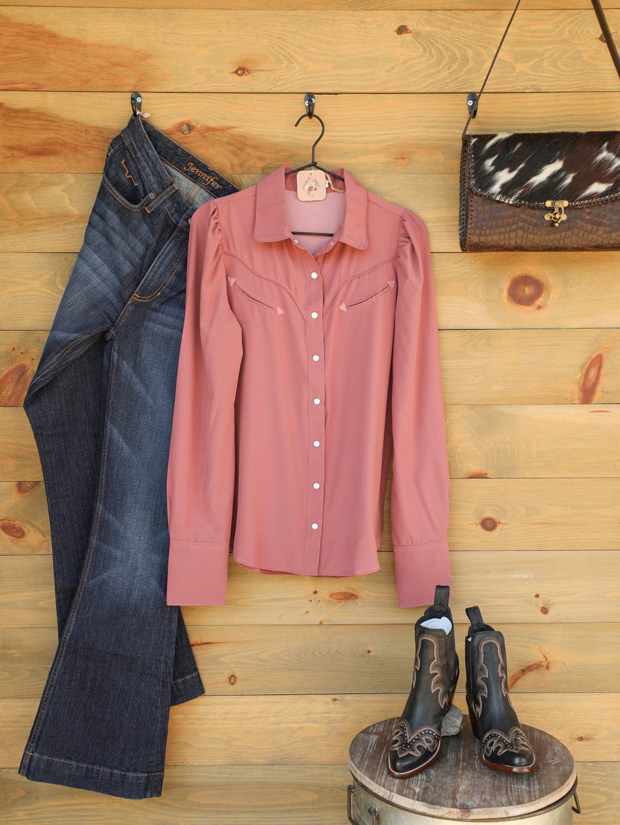 Moorcroft Top-Shirts-Crooked Horn Company, Online Women's Fashion Boutique in San Tan Valley, Arizona 85140