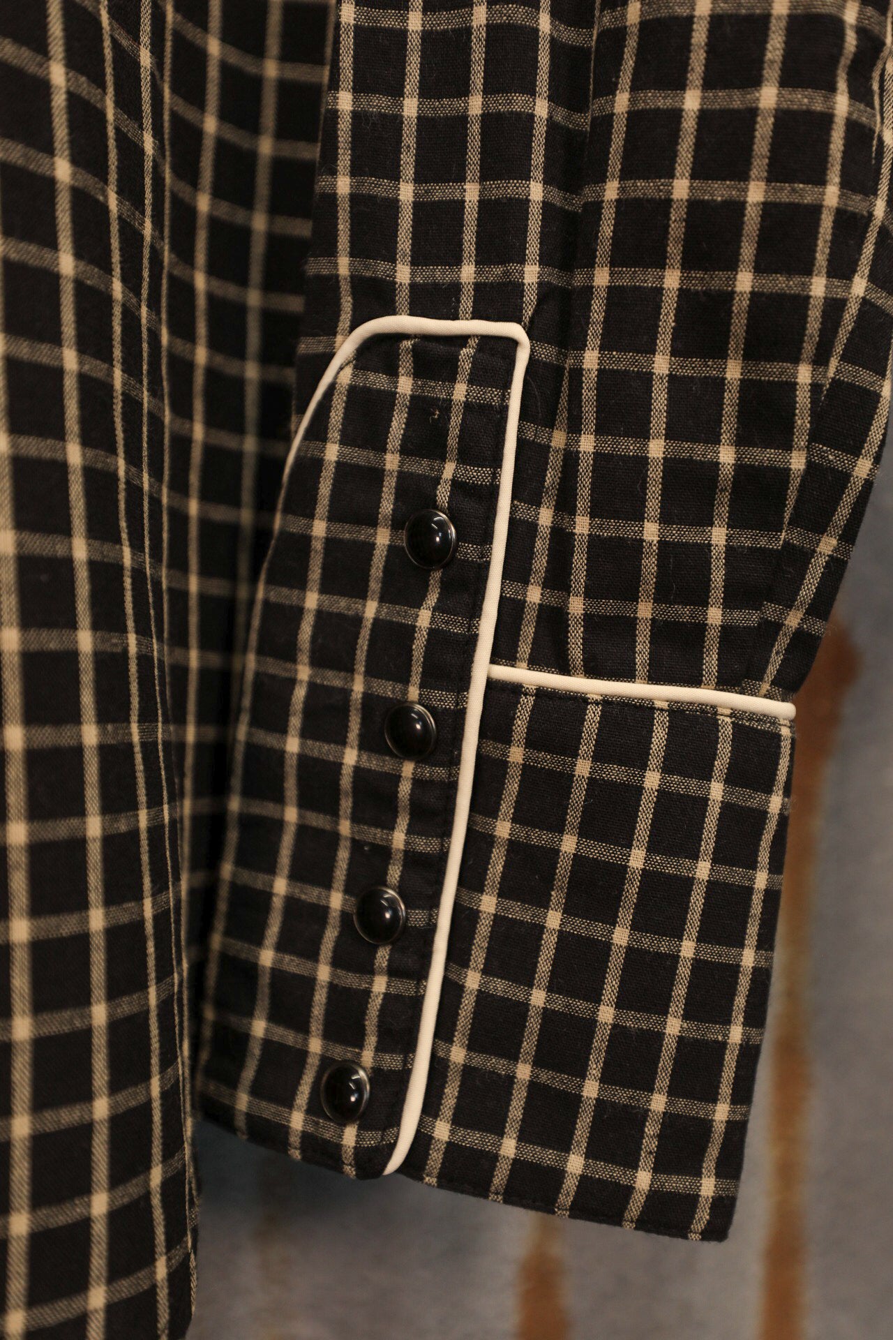 MOD Western Top-Shirts-Crooked Horn Company, Online Women's Fashion Boutique in San Tan Valley, Arizona 85140