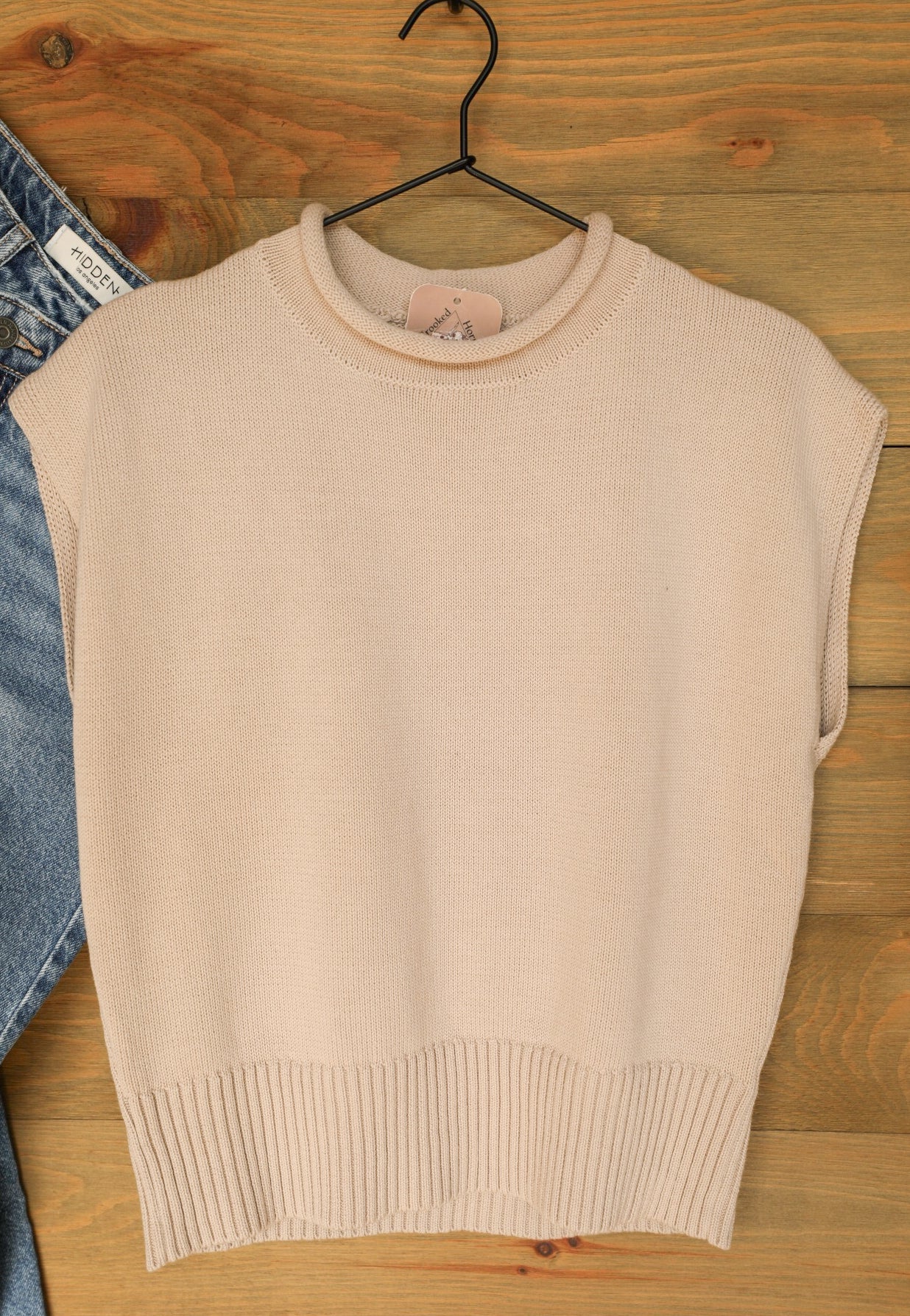 Huron Top-Shirts-Crooked Horn Company, Online Women's Fashion Boutique in San Tan Valley, Arizona 85140