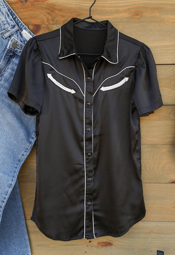 Lodge Grass Top-Shirts-Crooked Horn Company, Online Women's Fashion Boutique in San Tan Valley, Arizona 85140