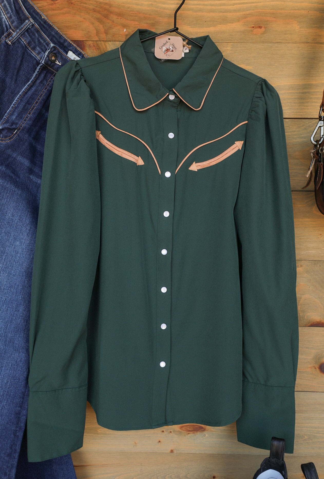 Sioux Falls Top-Shirts-Crooked Horn Company, Online Women's Fashion Boutique in San Tan Valley, Arizona 85140