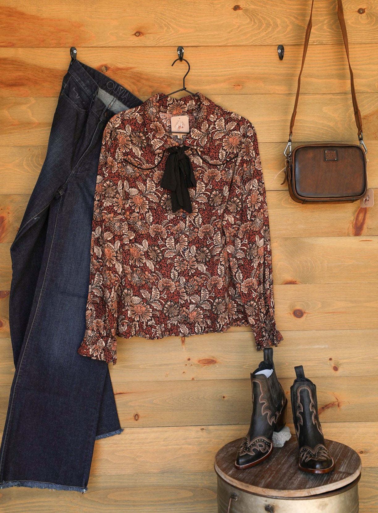 Piedmont Top-Shirts-Crooked Horn Company, Online Women's Fashion Boutique in San Tan Valley, Arizona 85140