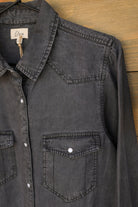 Kemmer Top-Shirts-Crooked Horn Company, Online Women's Fashion Boutique in San Tan Valley, Arizona 85140