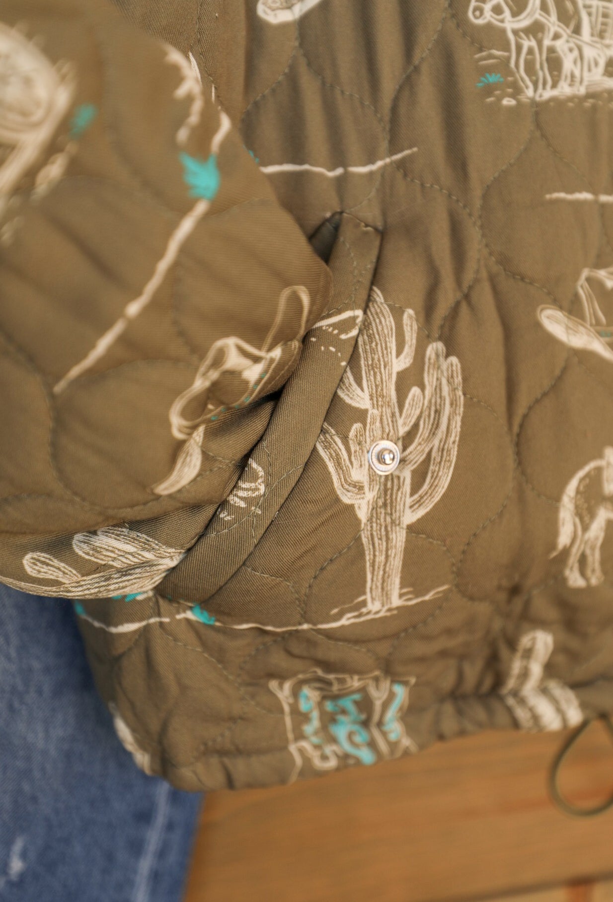 De Smet Jacket-Jacket-Crooked Horn Company, Online Women's Fashion Boutique in San Tan Valley, Arizona 85140