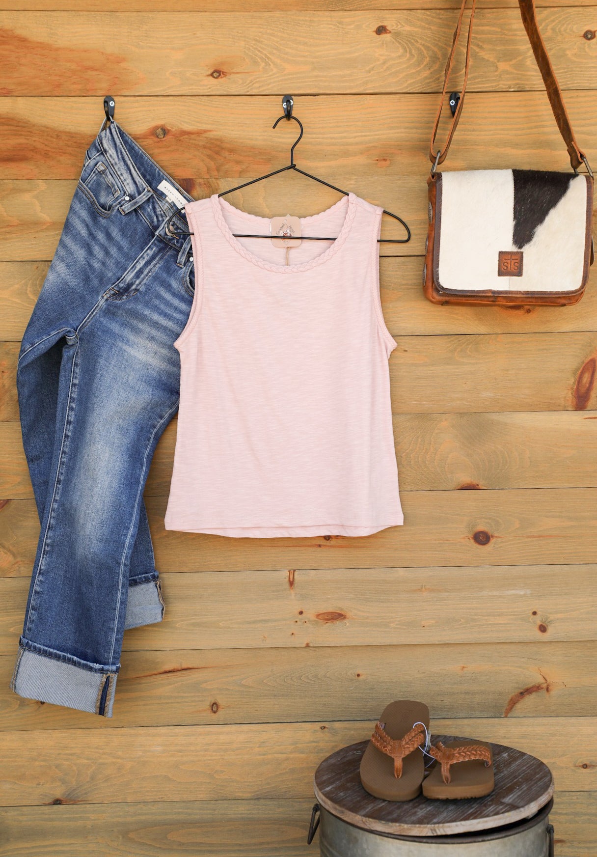 Ria Top-Shirts-Crooked Horn Company, Online Women's Fashion Boutique in San Tan Valley, Arizona 85140