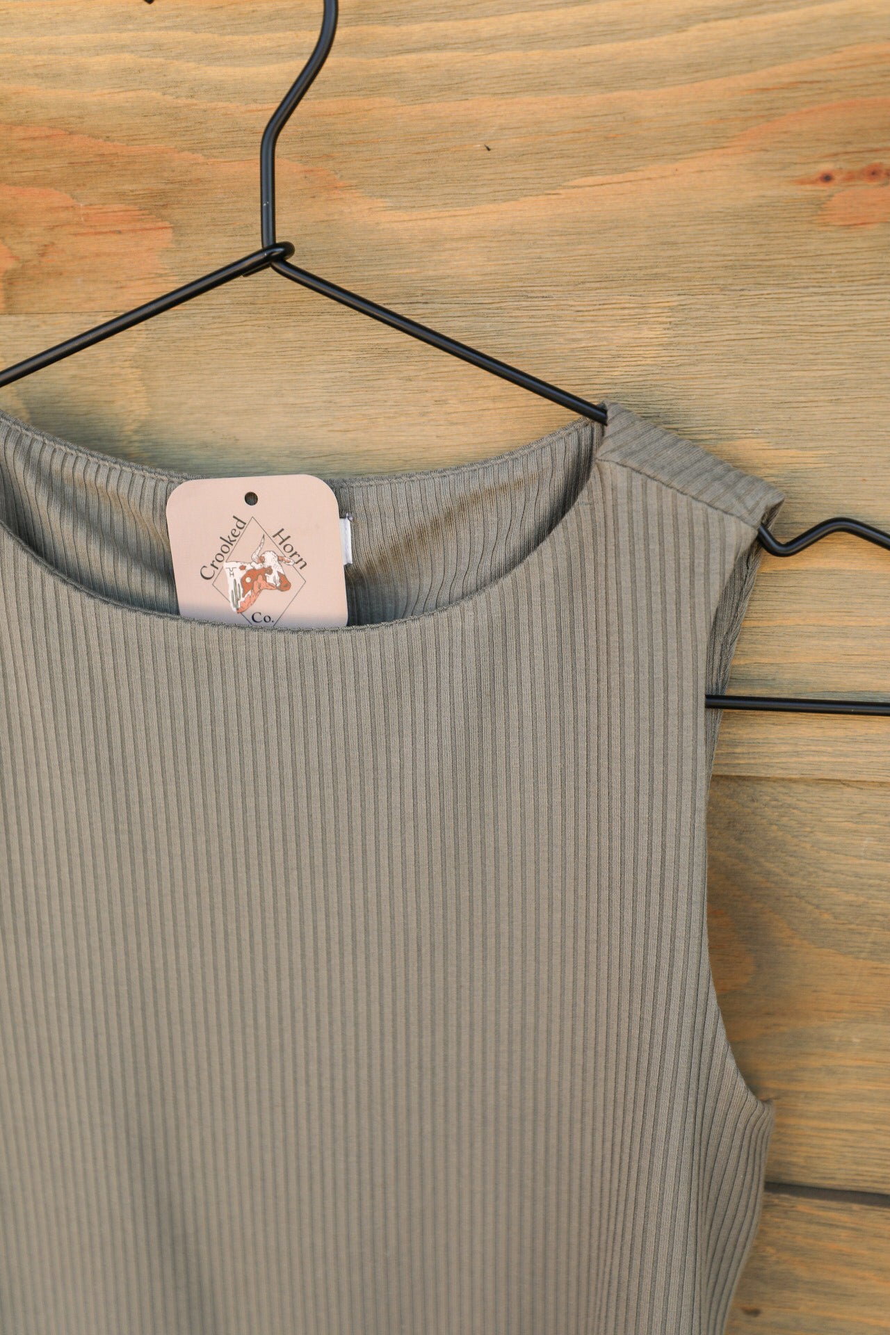 Britton Top-Shirts-Crooked Horn Company, Online Women's Fashion Boutique in San Tan Valley, Arizona 85140