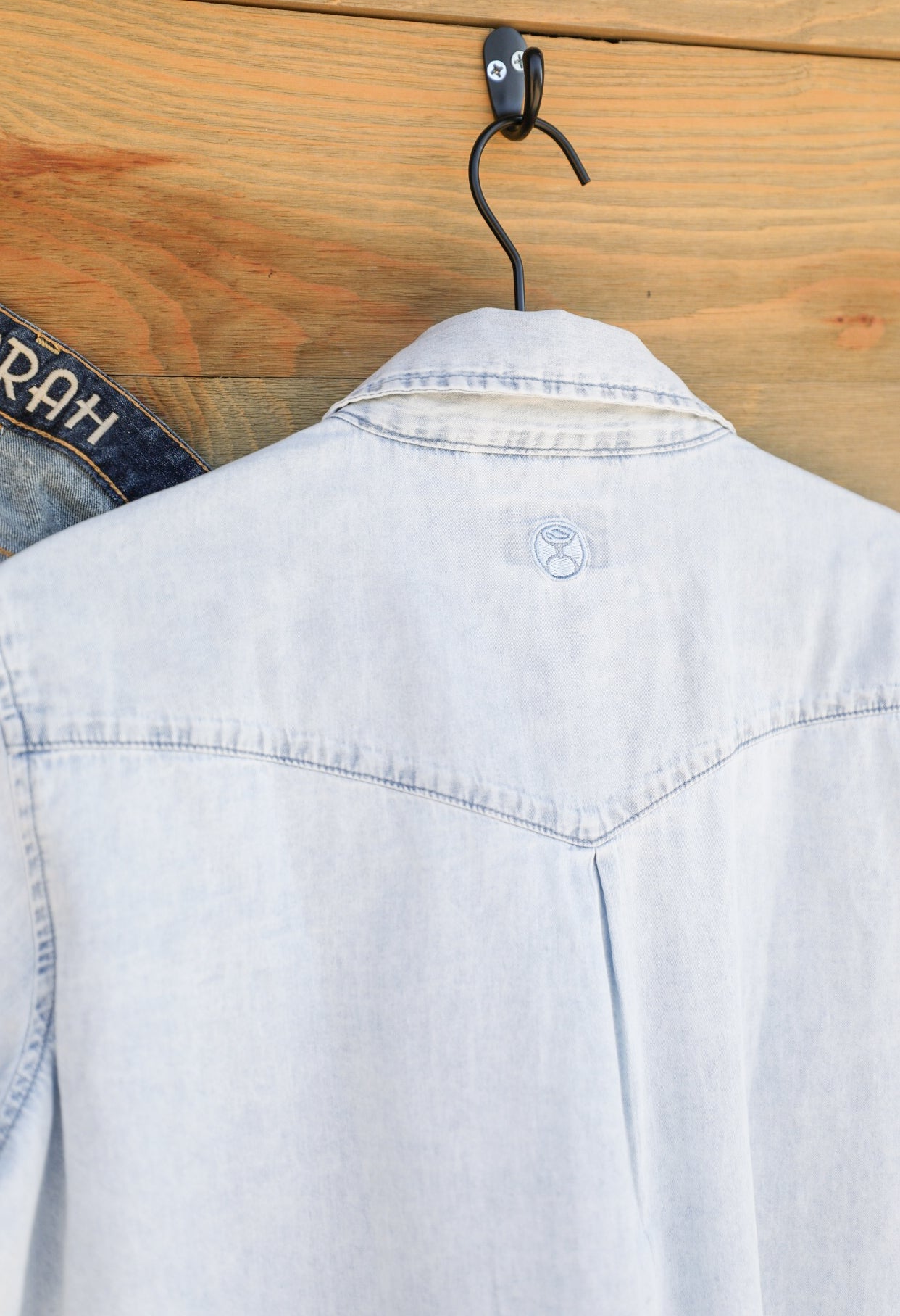 Del Denim Top-Shirts-Crooked Horn Company, Online Women's Fashion Boutique in San Tan Valley, Arizona 85140