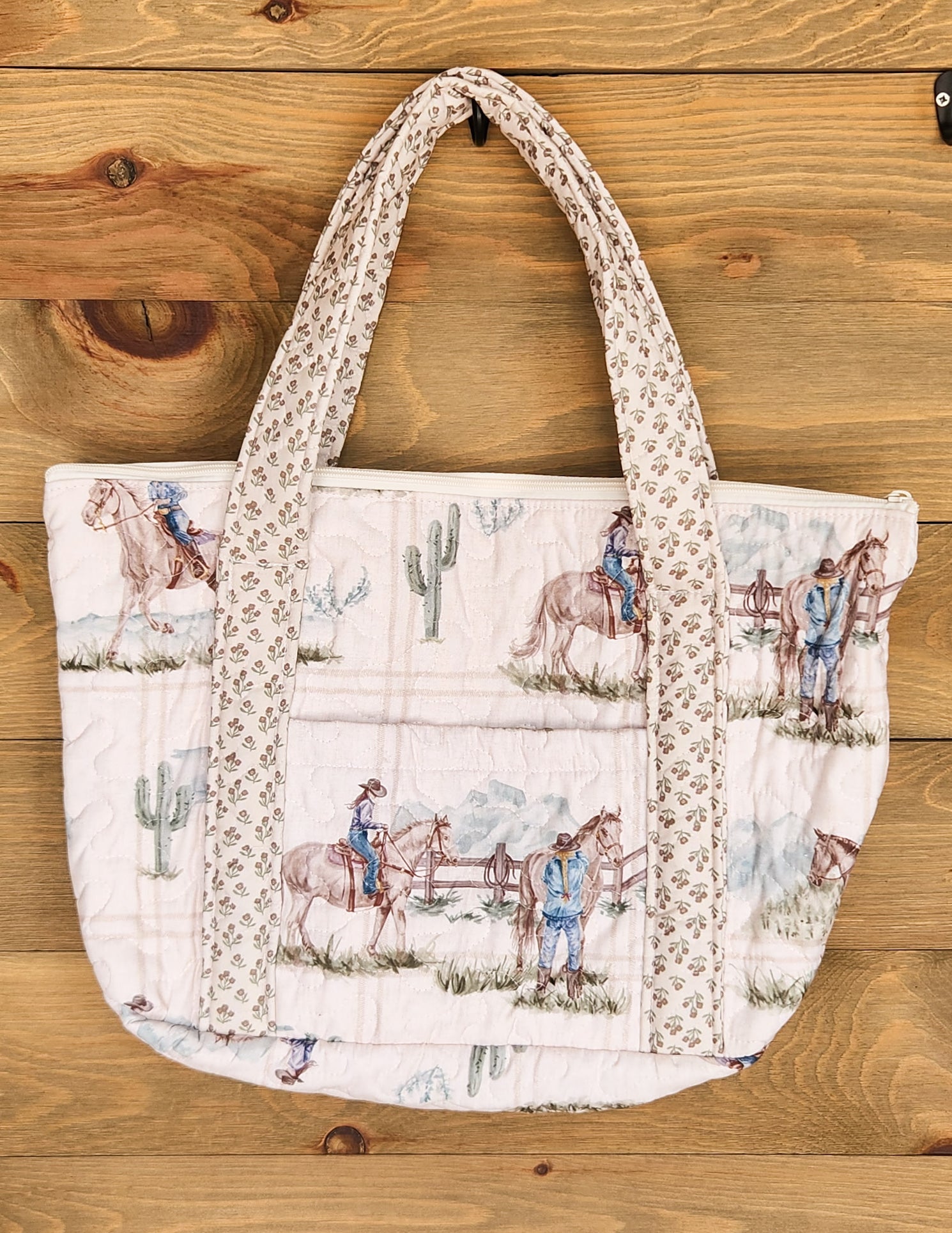 Quilted Zipper Tote-Purses/Bags-Crooked Horn Company, Online Women's Fashion Boutique in San Tan Valley, Arizona 85140
