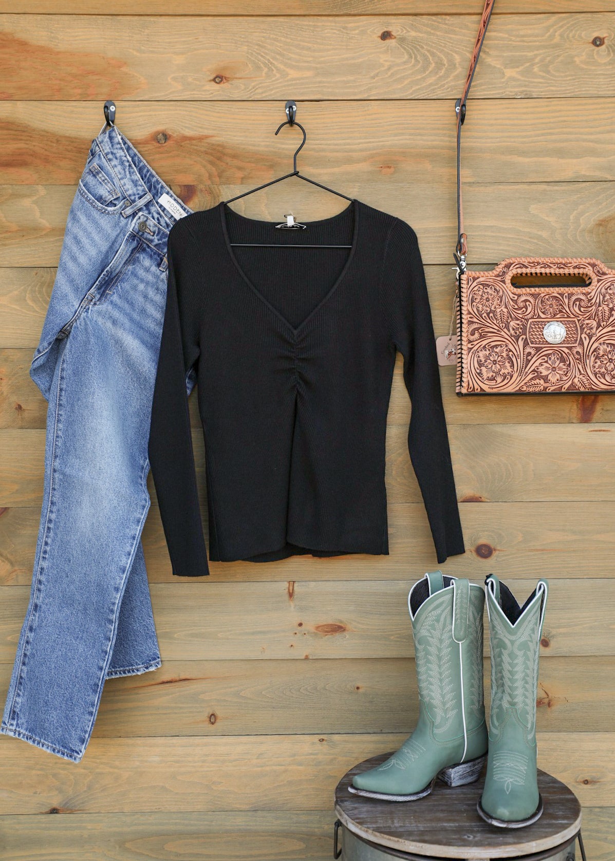 Leighton Top-Shirts-Crooked Horn Company, Online Women's Fashion Boutique in San Tan Valley, Arizona 85140