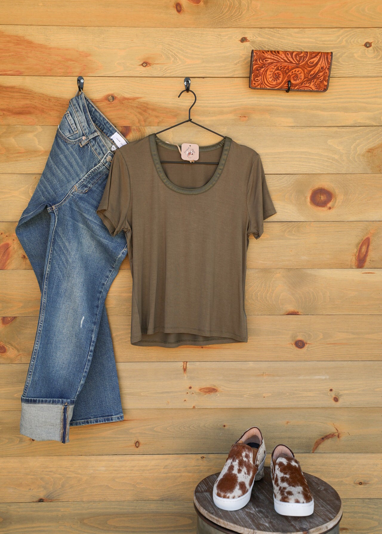 Miranda Top-Shirts-Crooked Horn Company, Online Women's Fashion Boutique in San Tan Valley, Arizona 85140