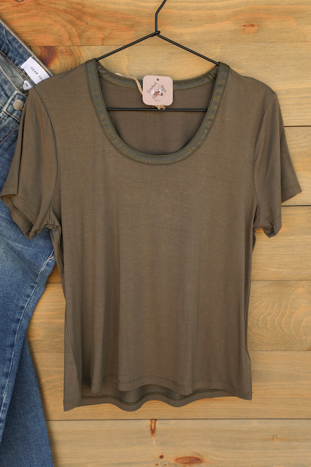 Miranda Top-Shirts-Crooked Horn Company, Online Women's Fashion Boutique in San Tan Valley, Arizona 85140