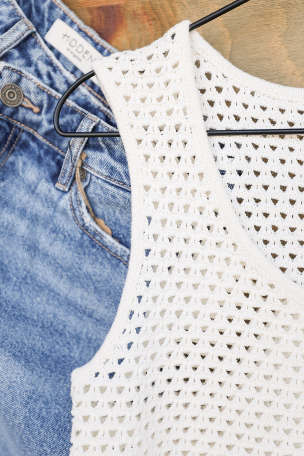 San Carlos Top-Shirts-Crooked Horn Company, Online Women's Fashion Boutique in San Tan Valley, Arizona 85140