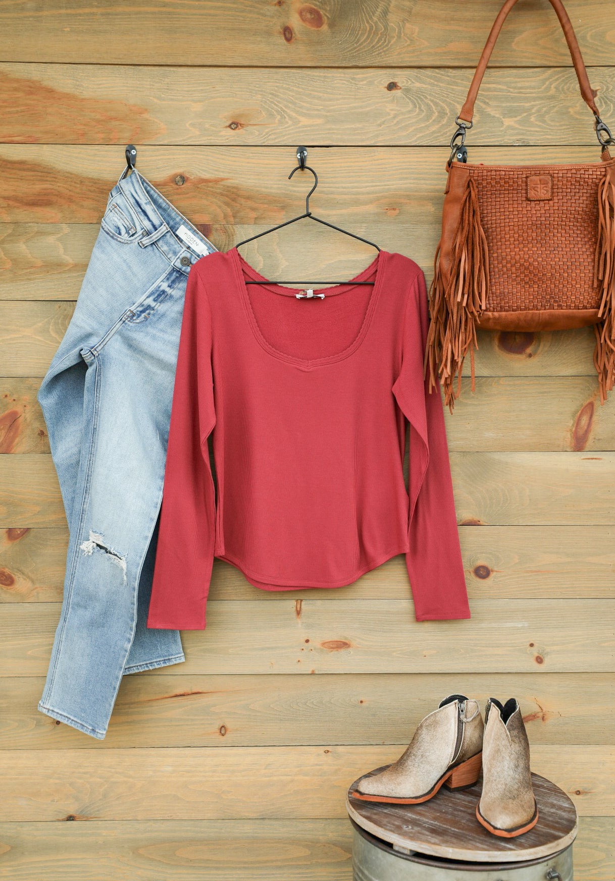 Selma Top-Shirts-Crooked Horn Company, Online Women's Fashion Boutique in San Tan Valley, Arizona 85140