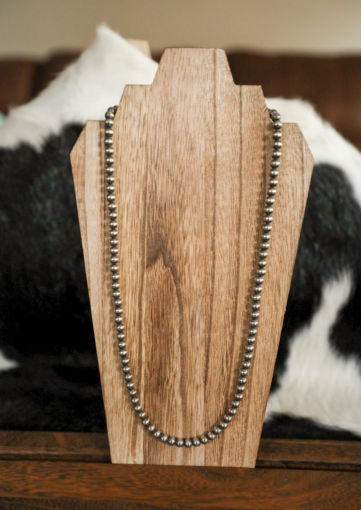 Lechee Necklace-Jewelry-Crooked Horn Company, Online Women's Fashion Boutique in San Tan Valley, Arizona 85140