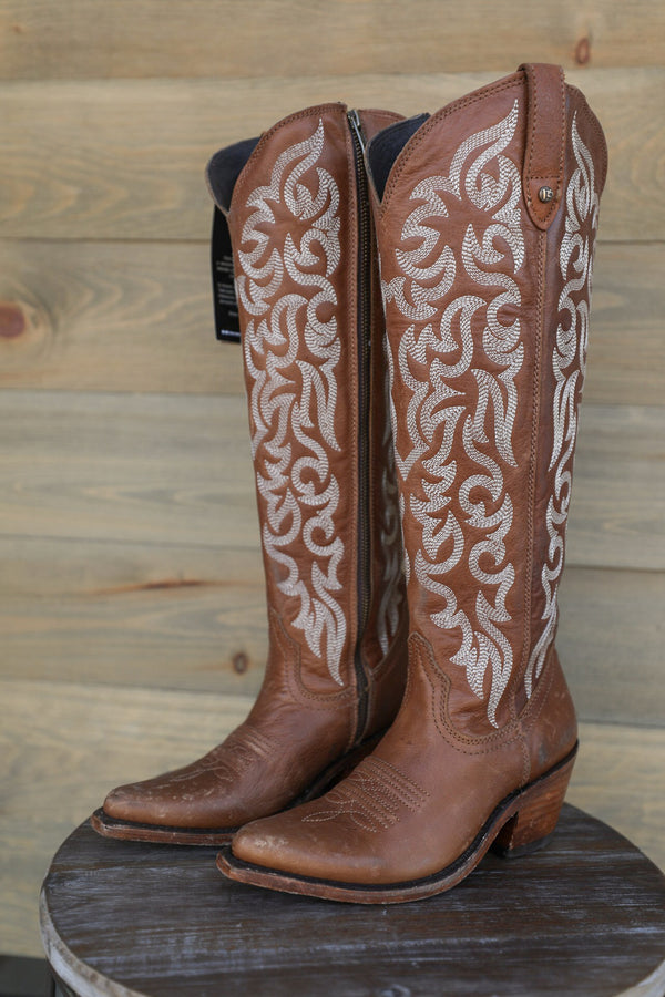 Allie Boot-Boots-Crooked Horn Company, Online Women's Fashion Boutique in San Tan Valley, Arizona 85140