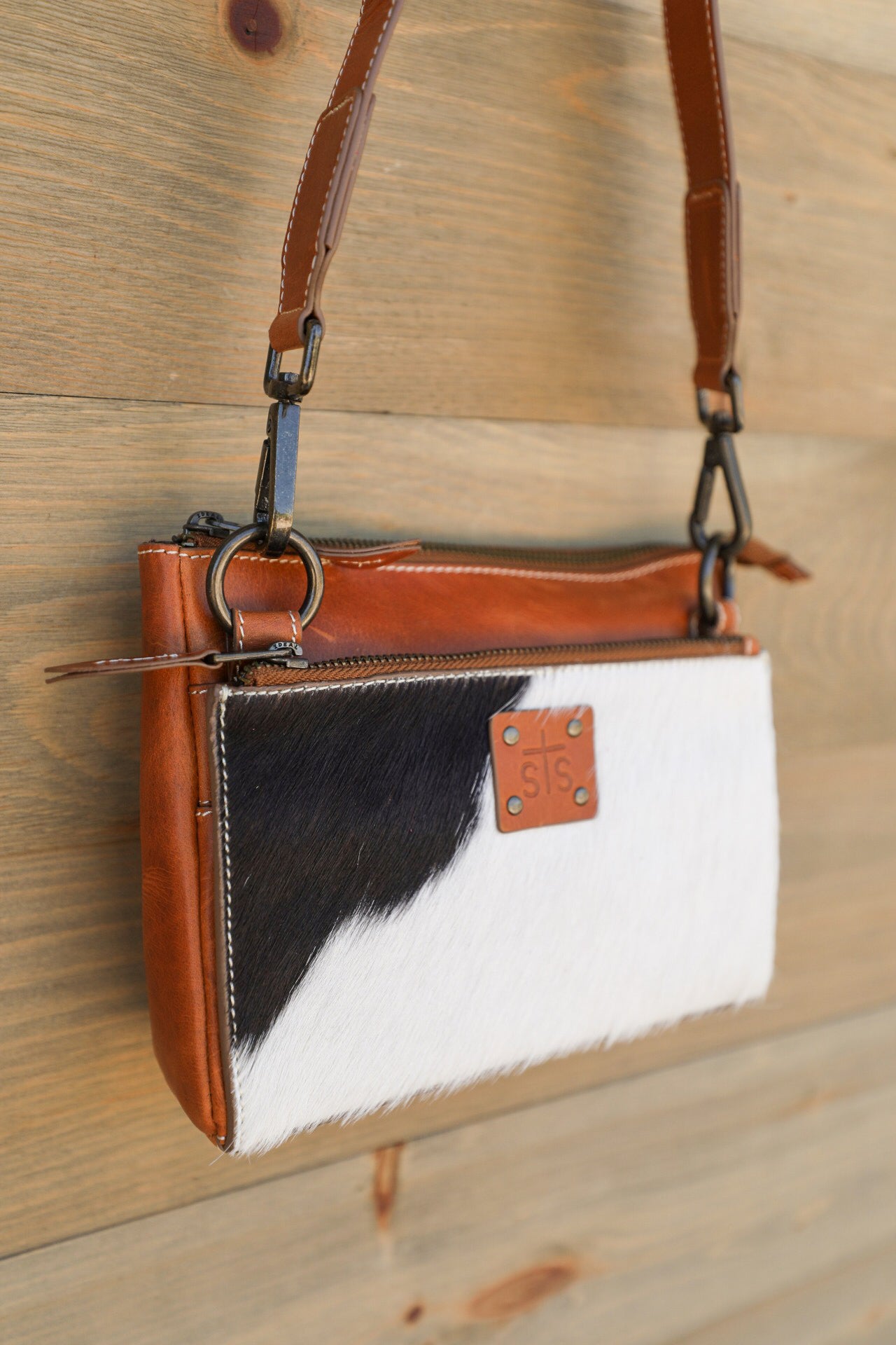 Basic Bliss Lily Crossbody Purse-Purses/Bags-Crooked Horn Company, Online Women's Fashion Boutique in San Tan Valley, Arizona 85140